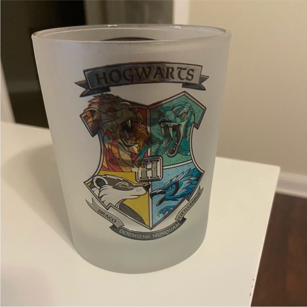 Hogwarts frosted‎ glass